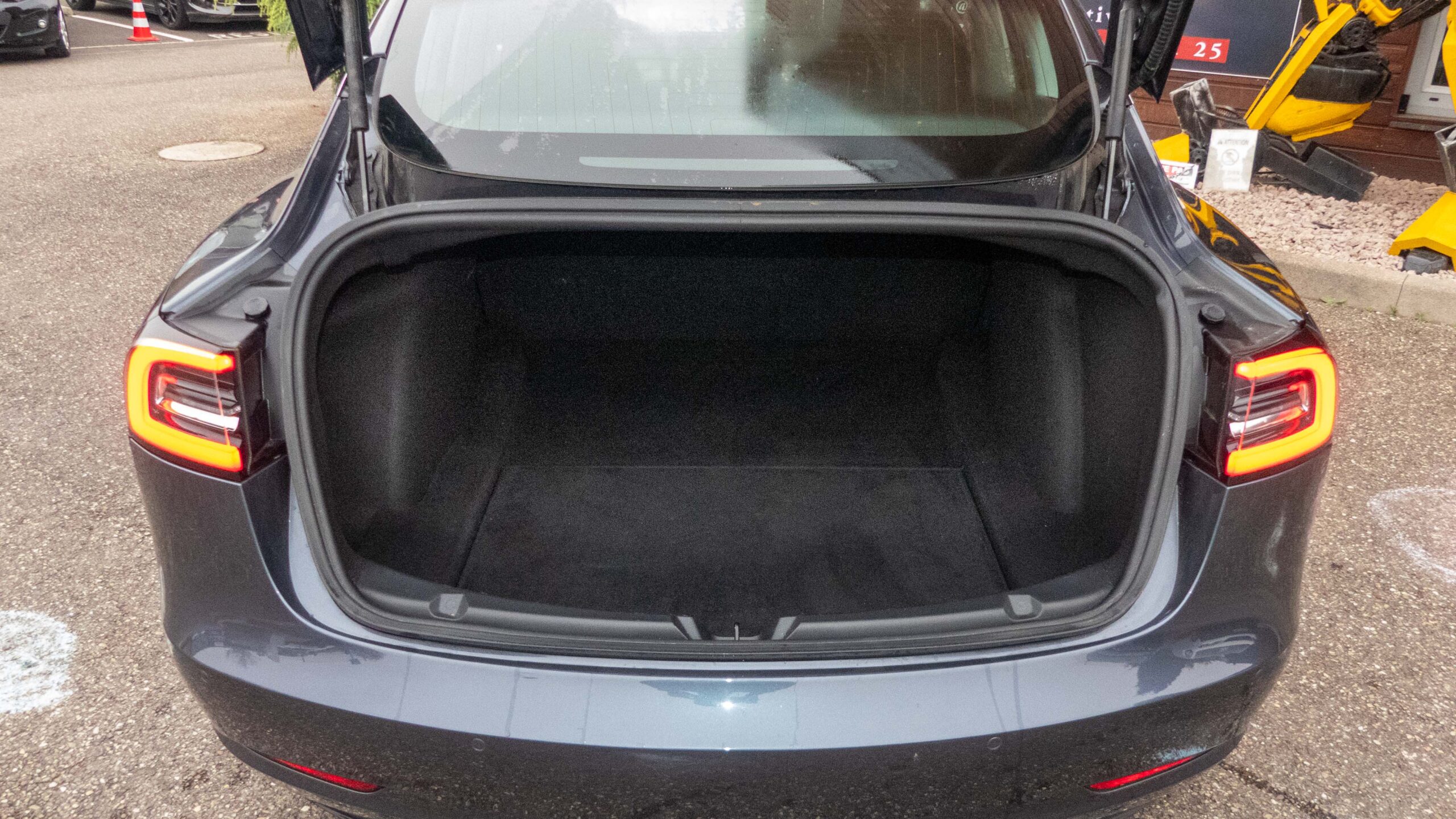 2019 Model 3 Performance Dual Motor AWD Gris foncé