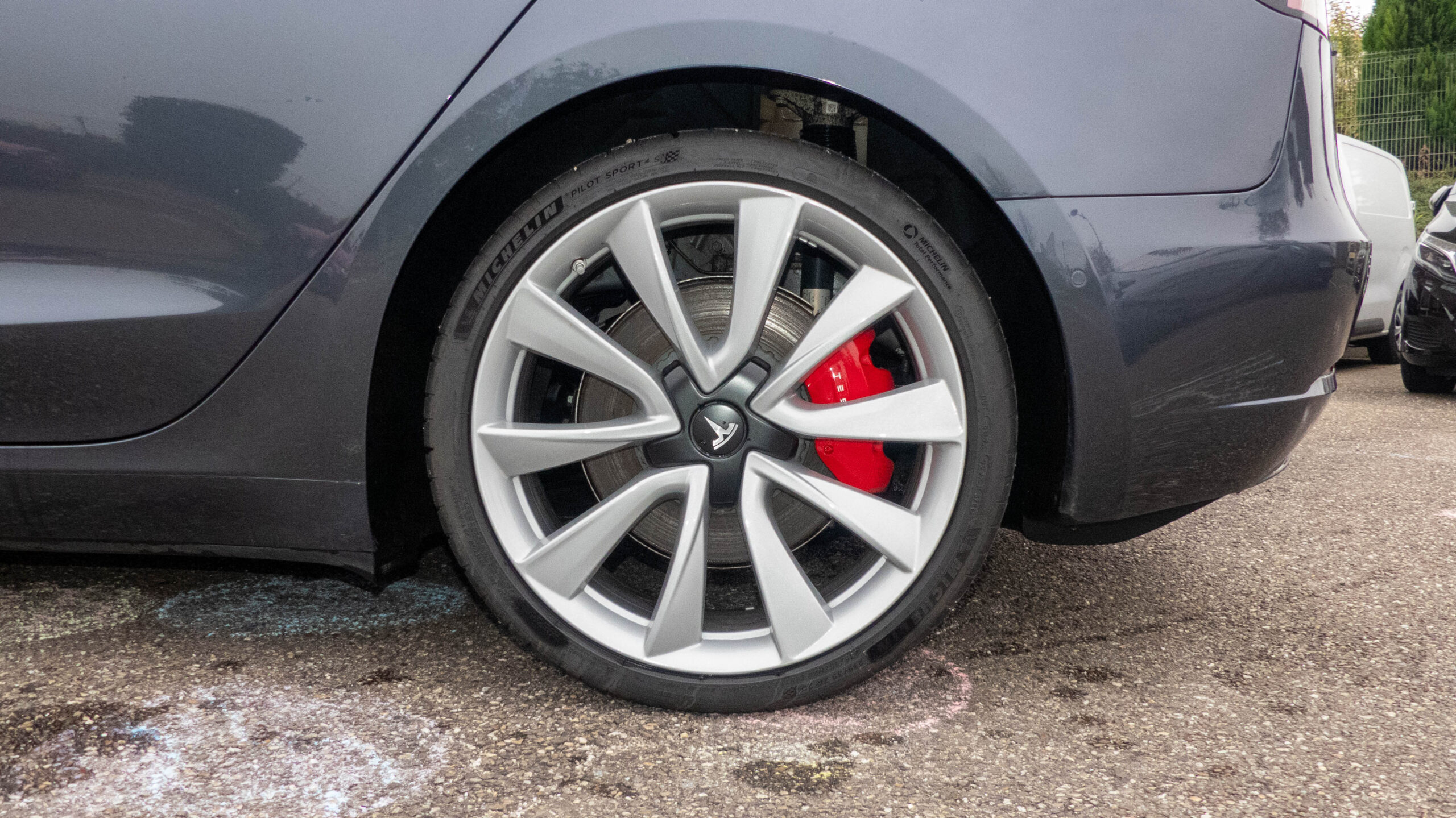 2019 Model 3 Performance Dual Motor AWD Gris foncé