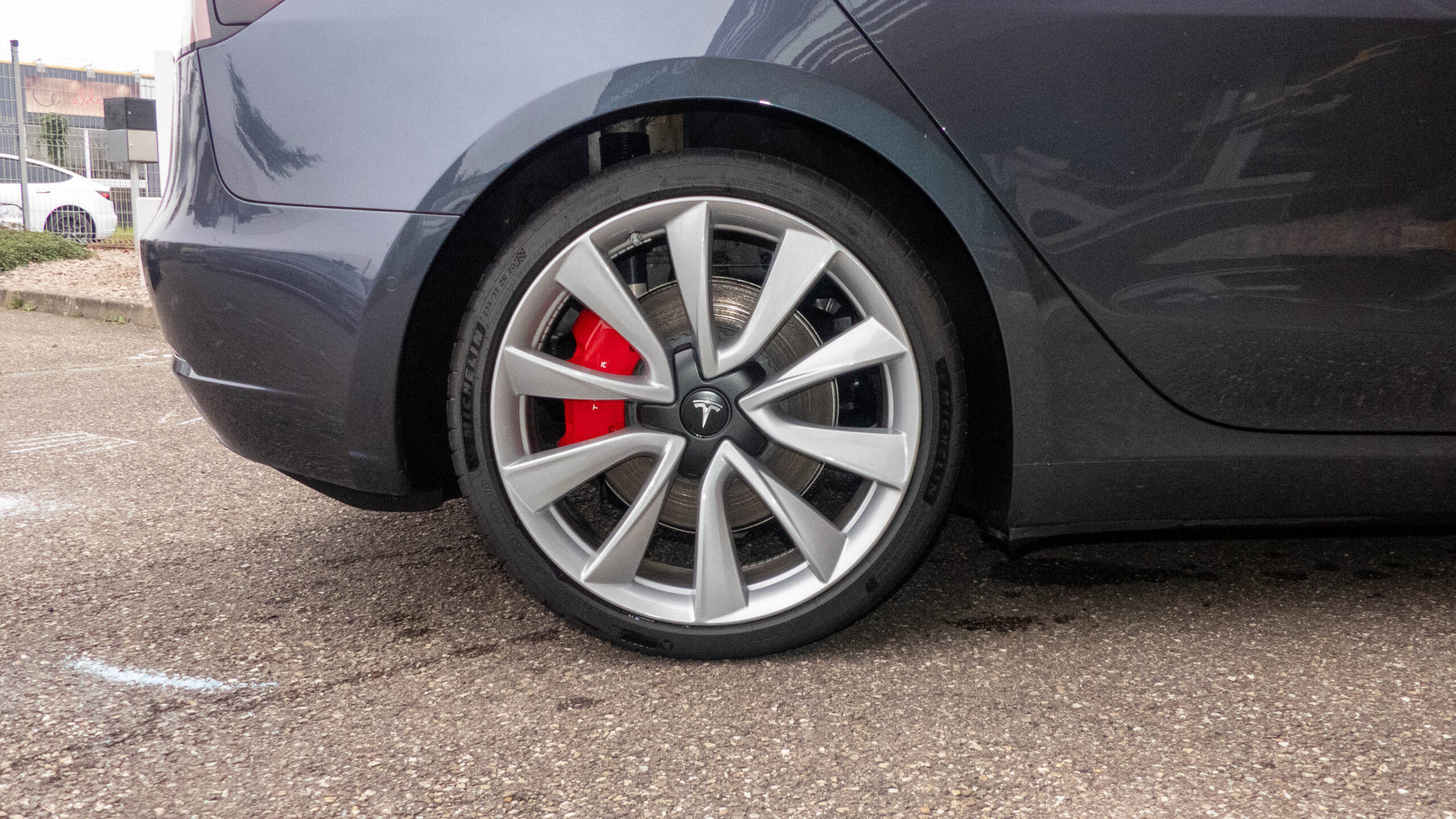 2019 Model 3 Performance Dual Motor AWD Gris foncé