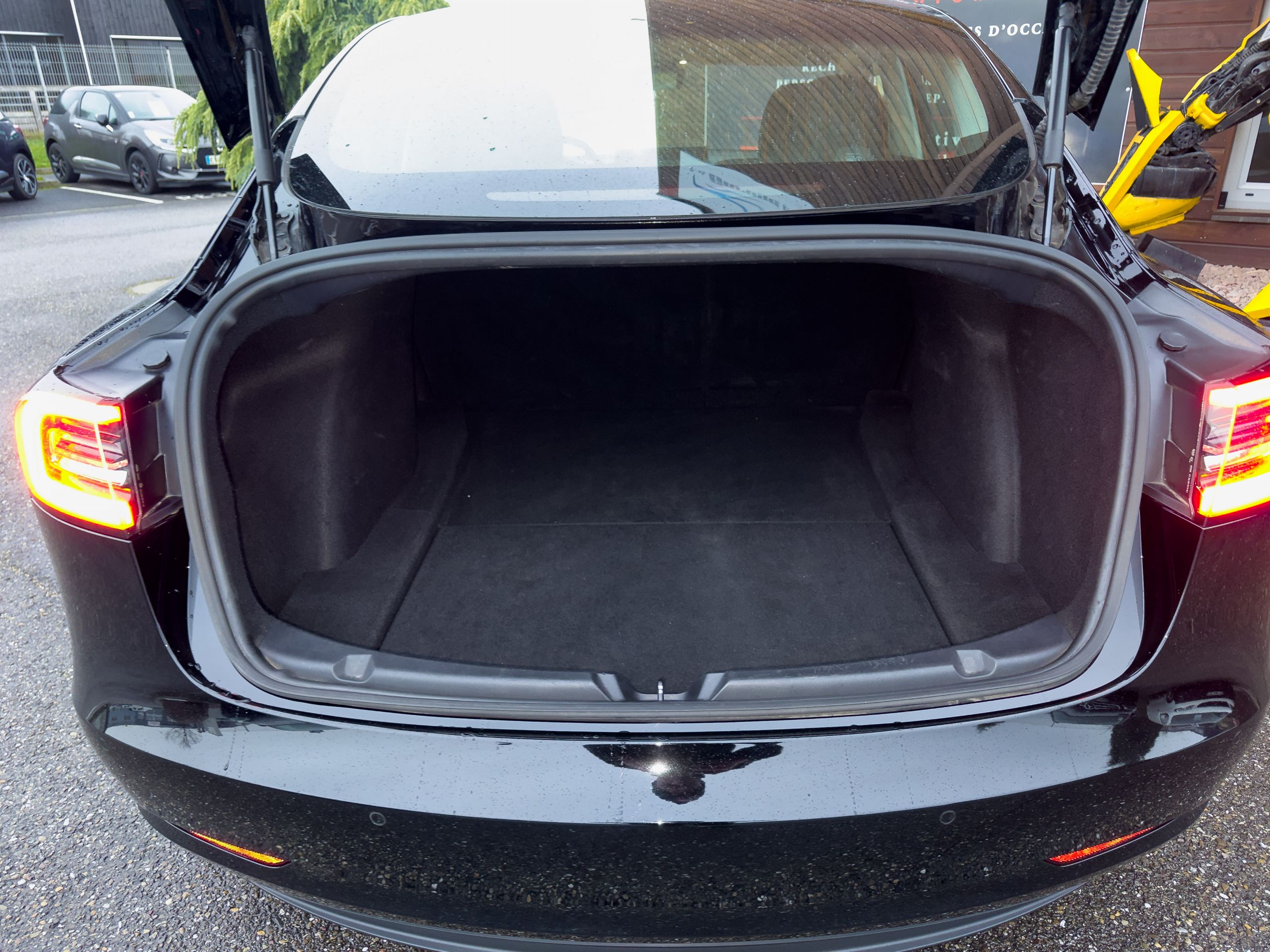 2020 Model 3 Standard RWD Plus Noir