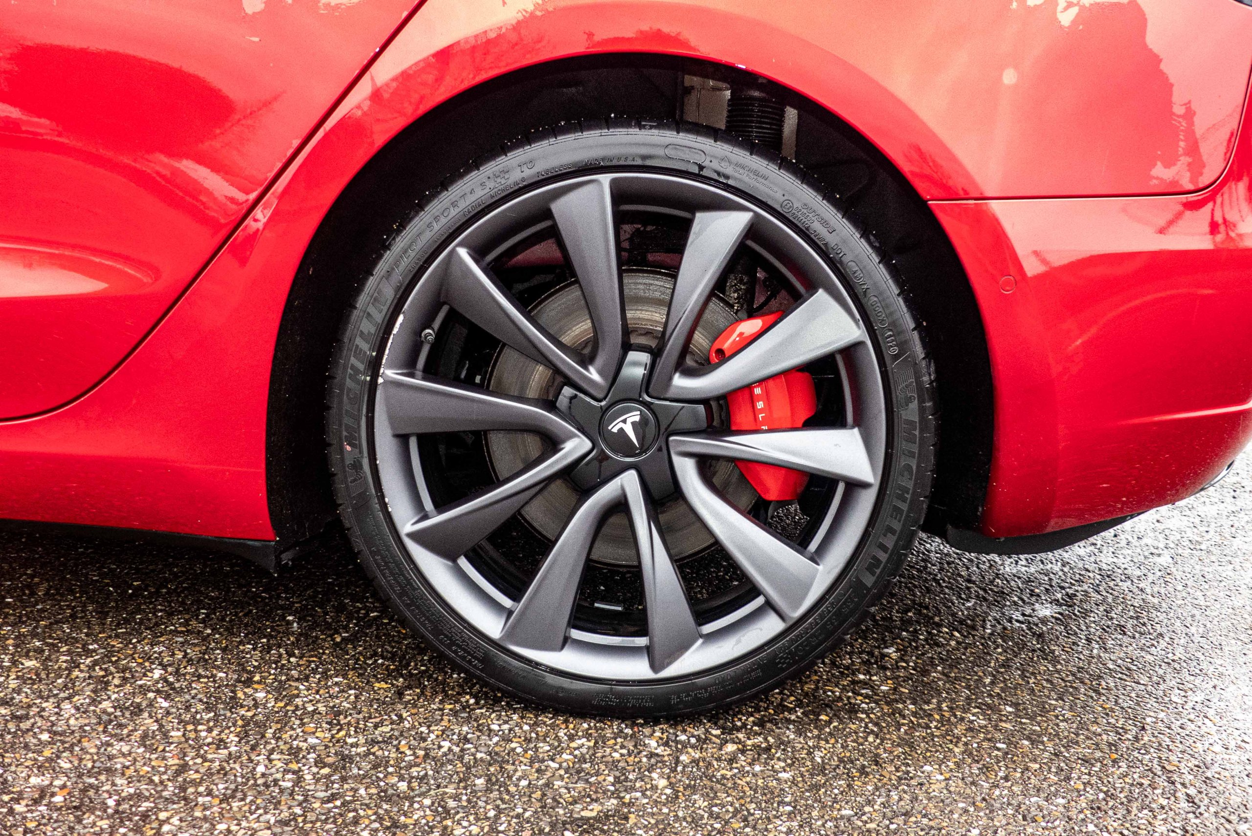 2020 Model 3 Performance with PUP AWD with Upgrade Rouge