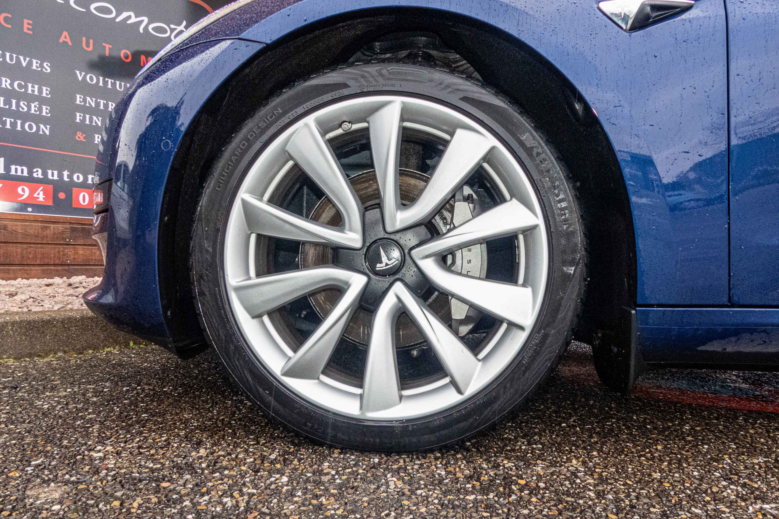 2020 Model 3 Standard RWD Plus Bleu