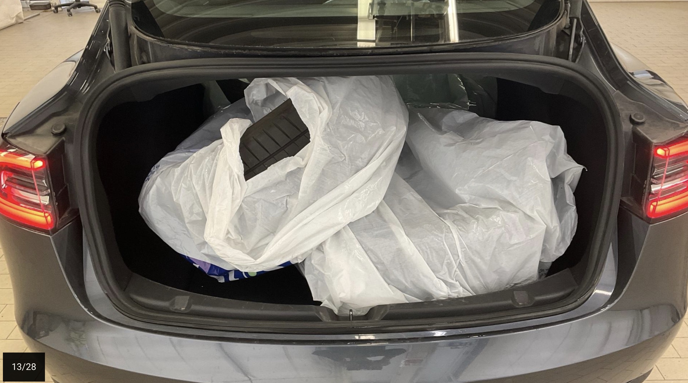 2021 Model 3 Autonomie Standard Plus RWD Gris foncé