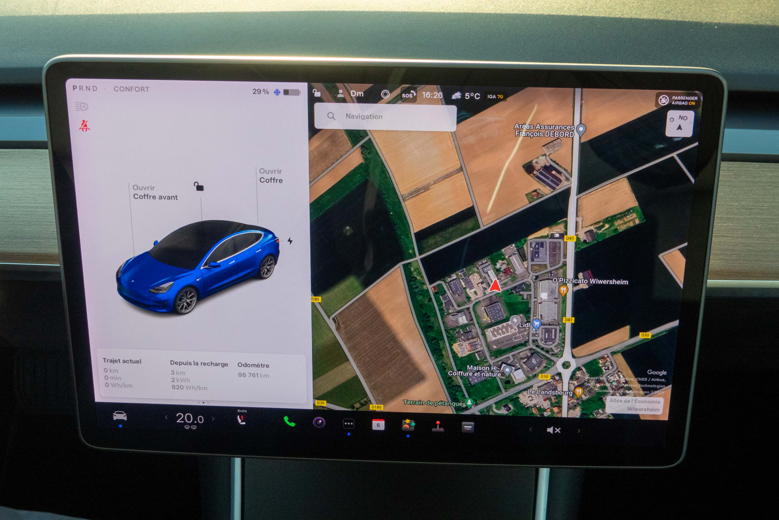 2019 Model 3 Standard RWD Plus Bleu