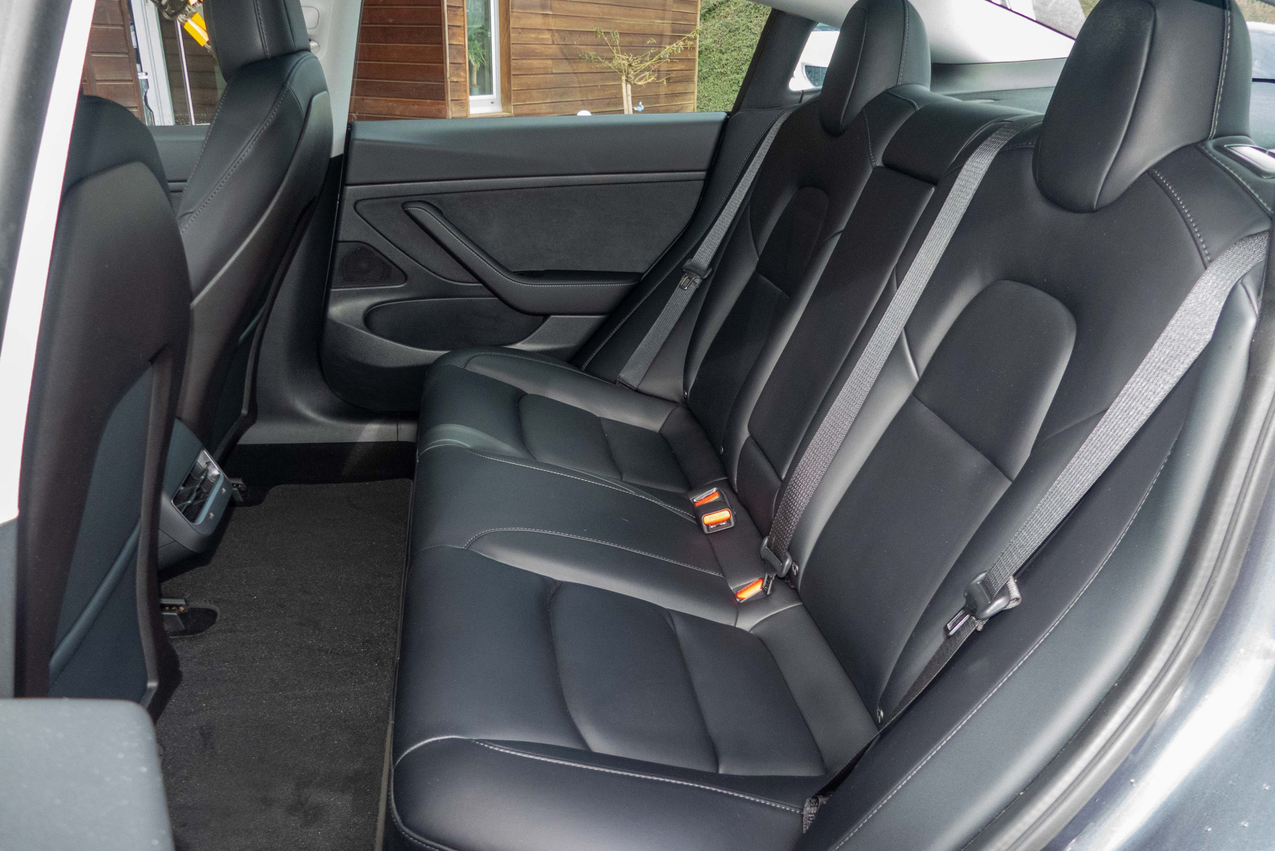 2020 Model 3 Standard RWD Plus Gris foncé